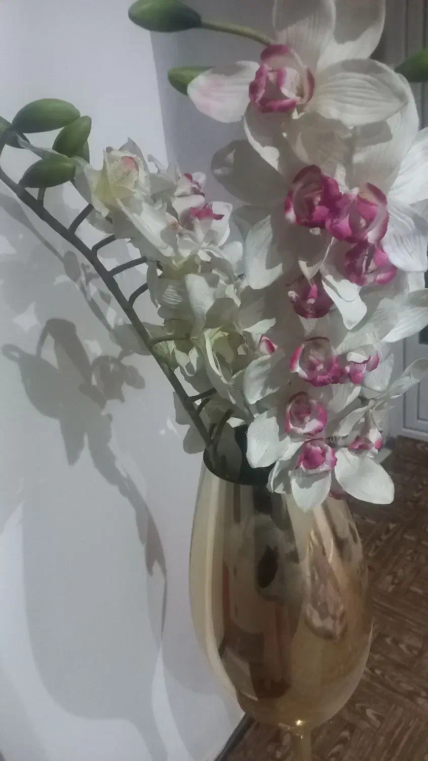 گل و گلدان در حد|گل مصنوعی|تهران, استاد معین|دیوار