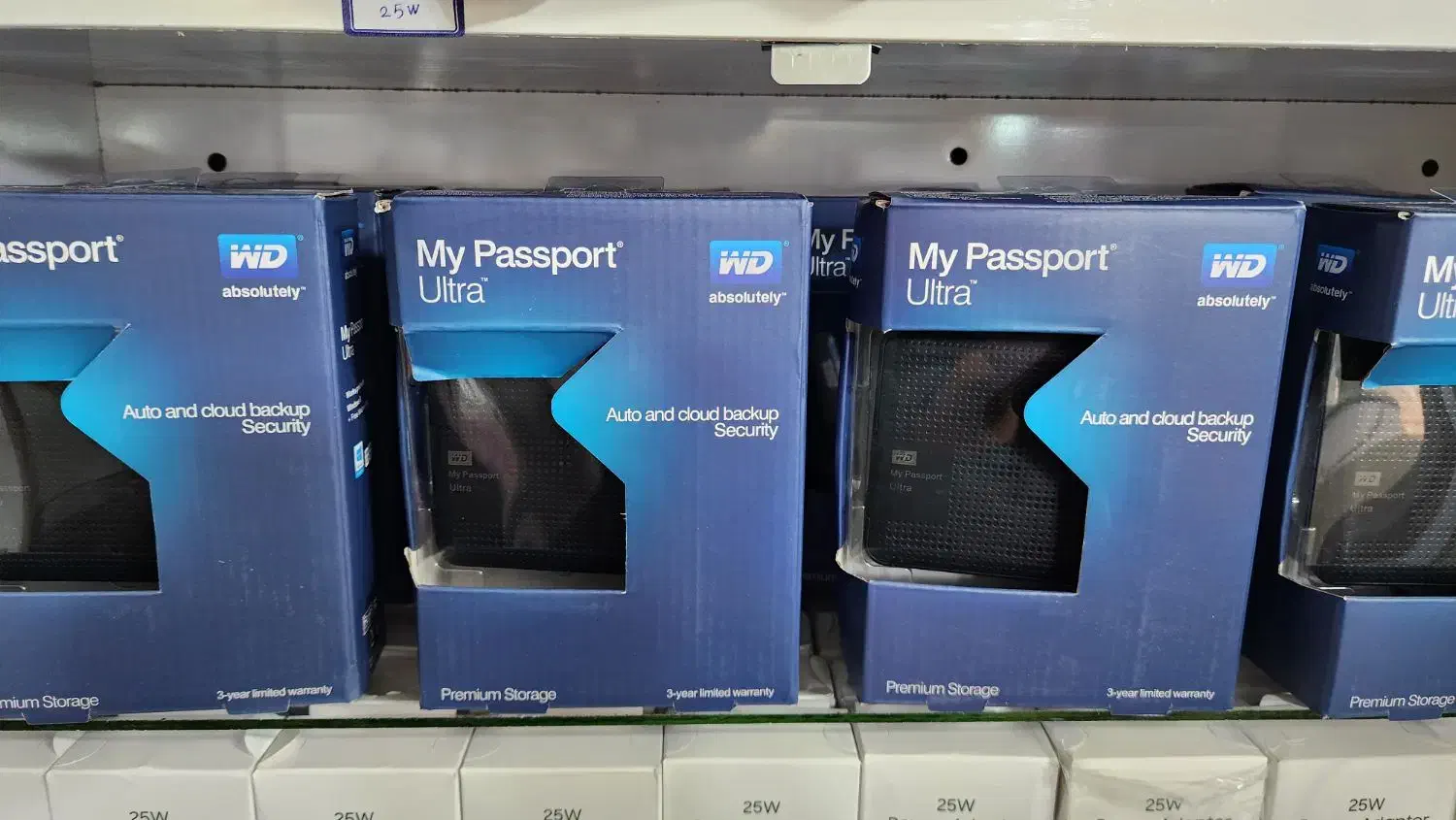 هارد های اصلی اکسترنال، مناسب ترین قیمت بازار|قطعات و لوازم جانبی رایانه|یاسوج, |دیوار