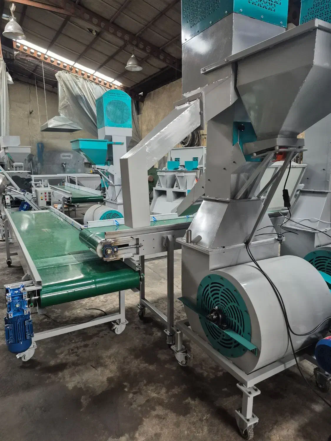 دستگاه شکن بادام  شاهرودی ۷ و ۸ و ۱۰|ماشین‌آلات صنعتی|باسمنج, |دیوار