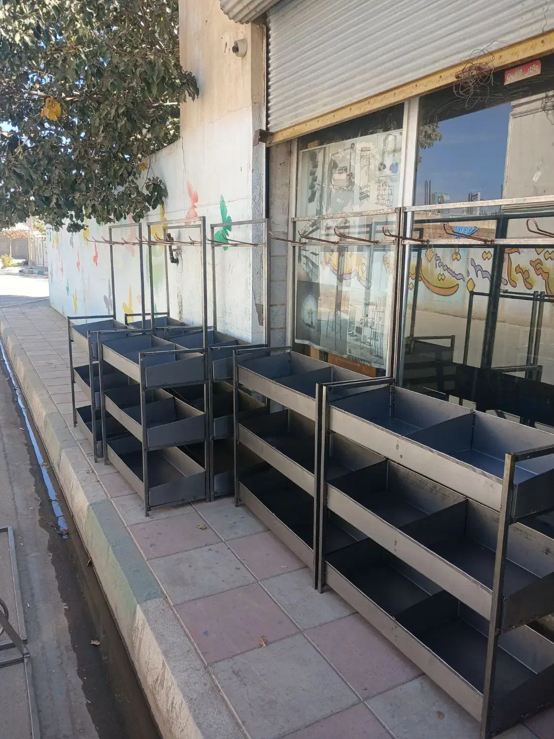 استخدام کارگر ساده و جوشکار co2|استخدام صنعتی، فنی، مهندسی|تنکمان, |دیوار
