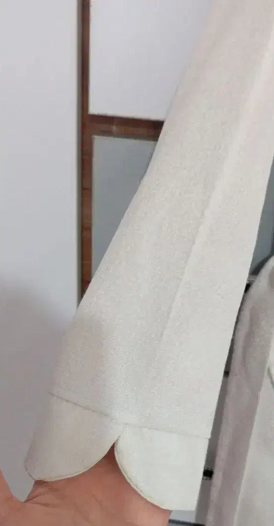 لباس|لباس|بروجرد, |دیوار