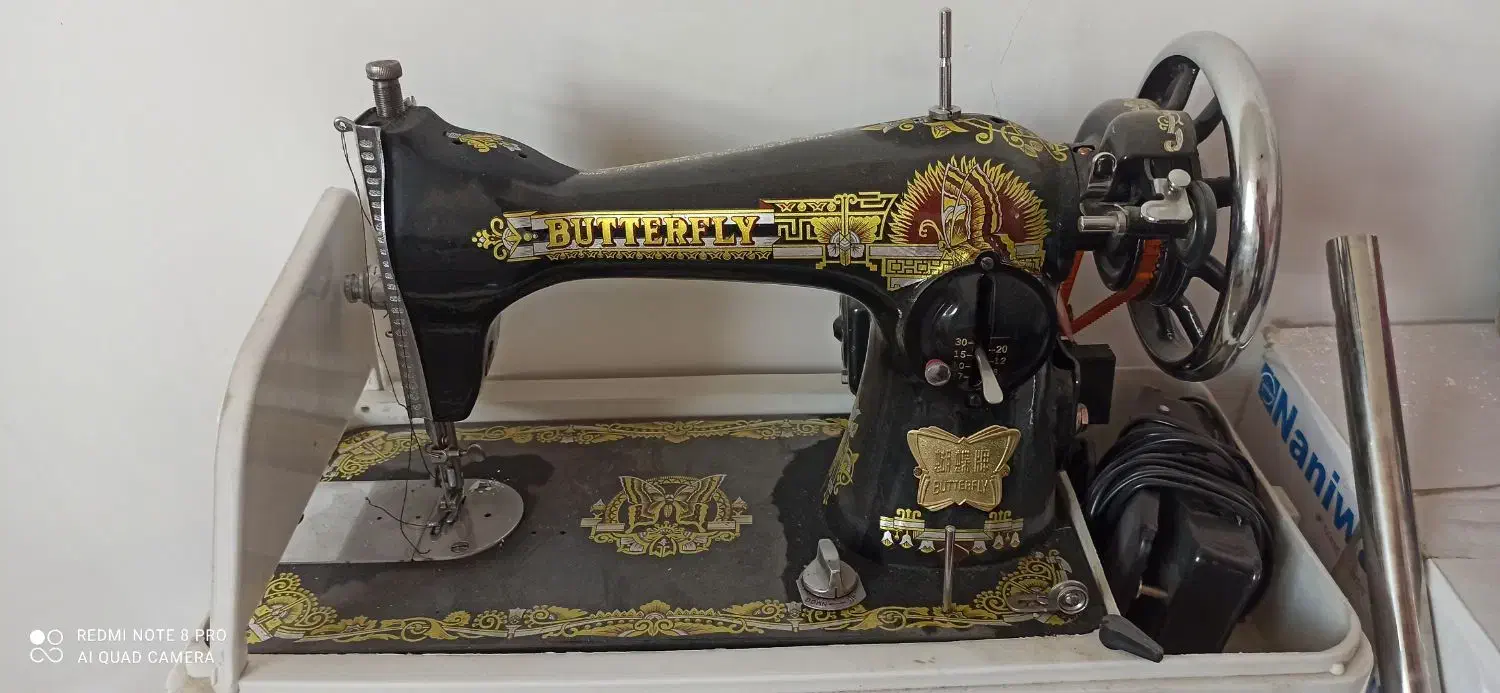 چرخ خیاطی قدیمی|چرخ خیاطی و ریسندگی|خمینی‌شهر, |دیوار