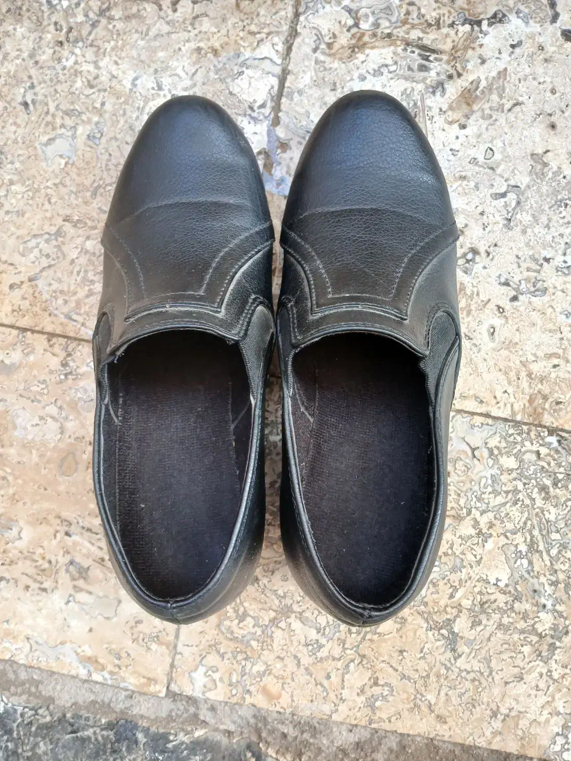 کفش پاشنه بلند|کیف، کفش، کمربند|قم, انسجام|دیوار