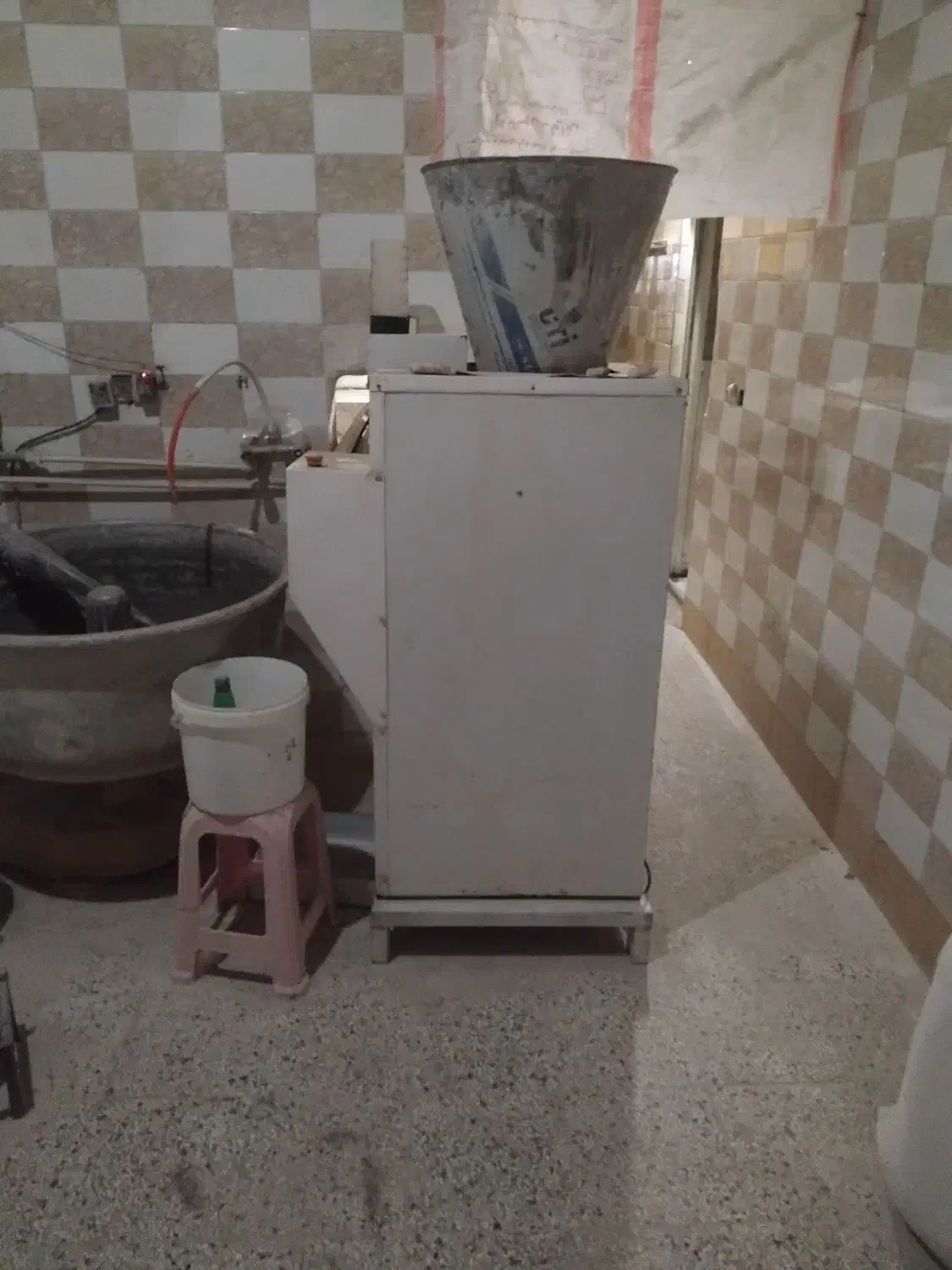 چونه گیر شرکت حسینی اصفهان|ماشینآلات صنعتی|جلگه رخ, |دیوار