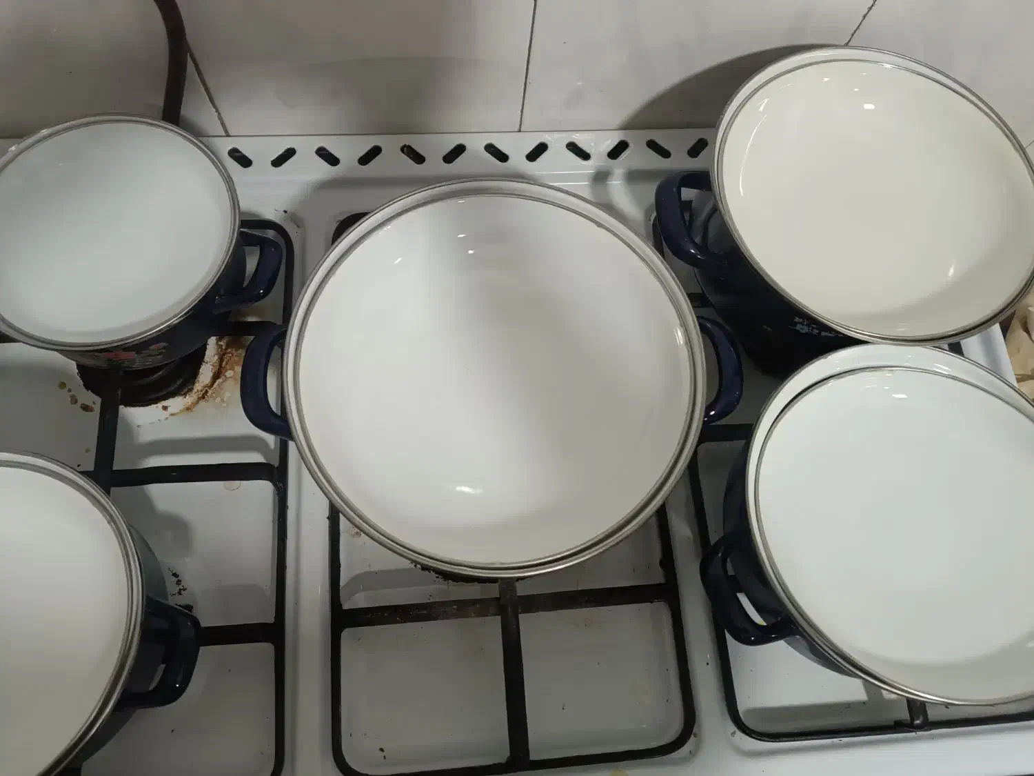 سرویس قابلمه لعابی طاووس آبی 5تایی ج قدیمی عتیقه|کلکسیون اشیاء عتیقه|مشهد, طبرسی شمالی|دیوار