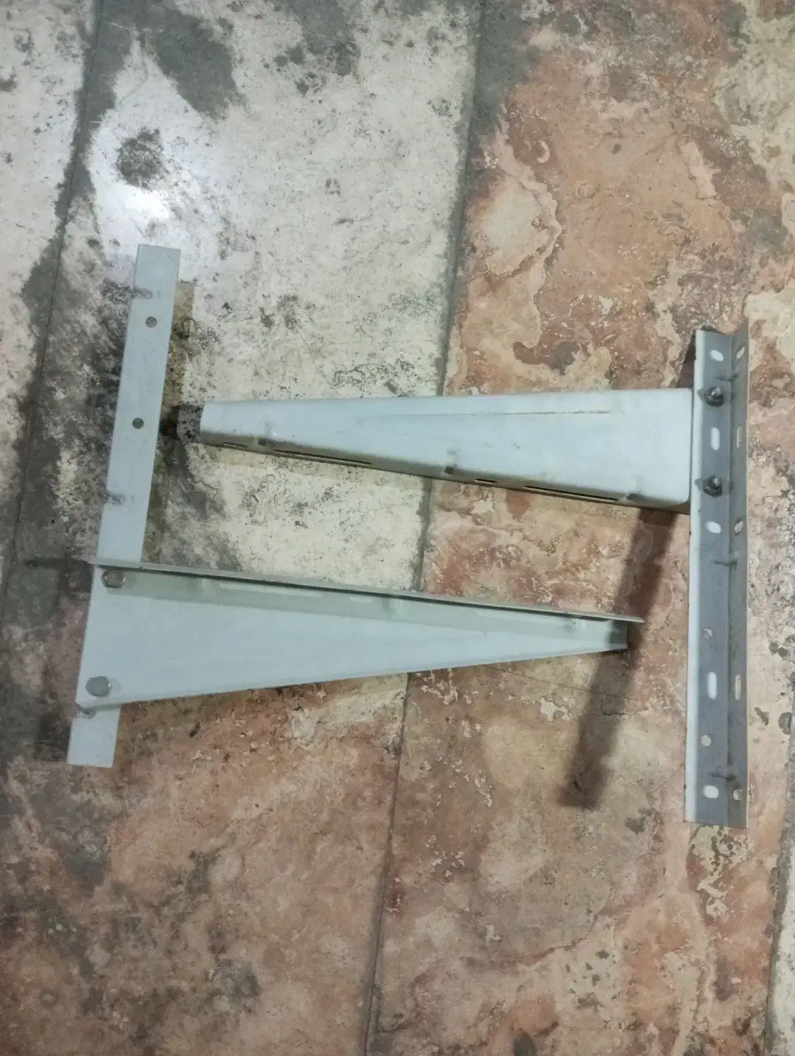 پایه کولرگازی|کولر گازی و فنکوئل|قم, انسجام|دیوار