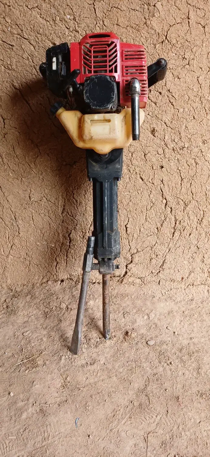 هلتی بنزینی|ابزارآلات|دهگلان, |دیوار