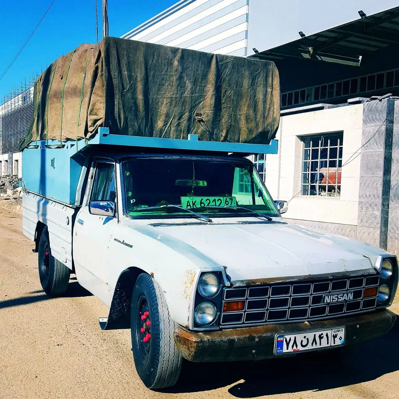 نیسان وانت بار کامیون اتوبار اسباب کشی بسته بندی|خدمات حمل و نقل|تهران, صادقیه|دیوار