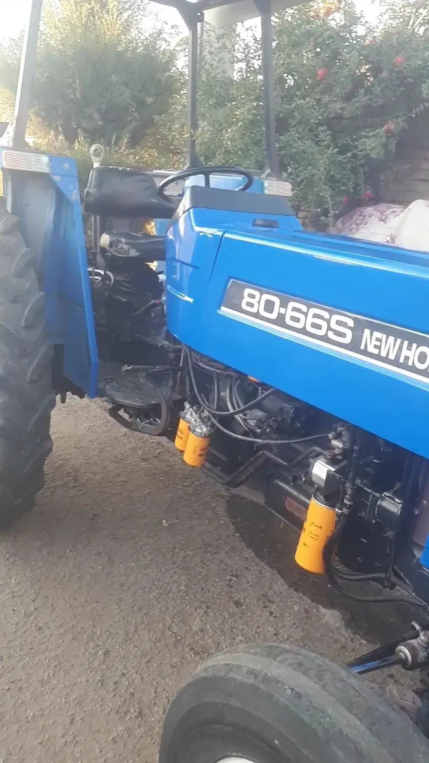 تراکتورنیوهلندمدل۸۲|خودرو سنگین|پارس‌آباد, |دیوار