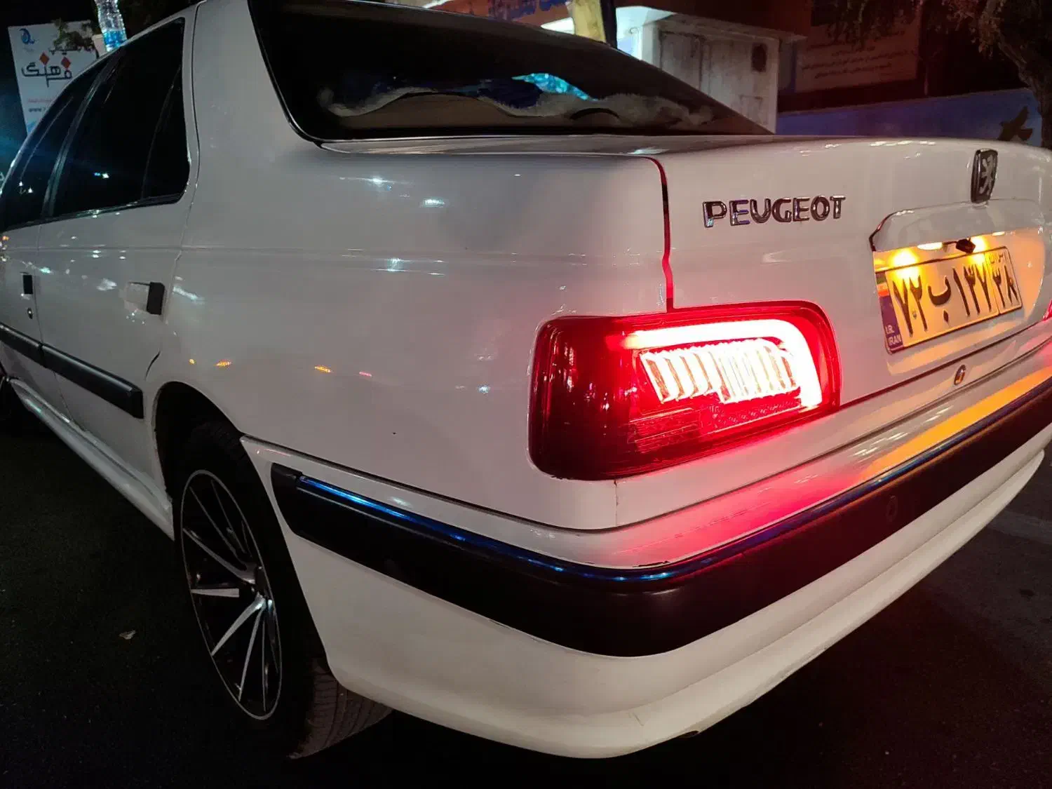 چراغ فونیکس|لامپ و چراغ|هشتگرد, شهرک آفتاب|دیوار