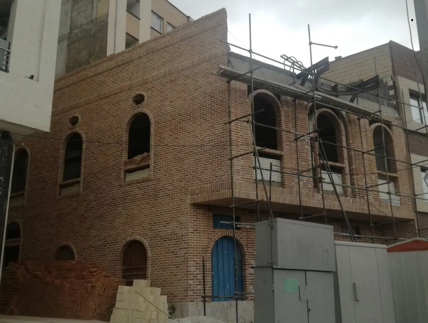 نماکار و بندکشی سفید سیاه رنگی|خدمات پیشه و مهارت|شهرکرد, |دیوار