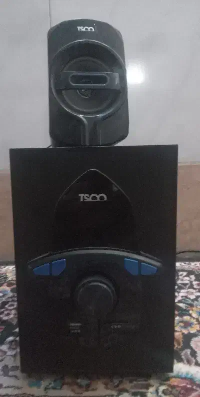 سلام‌|سیستم صوتی خانگی|قم, دروازه چوبی|دیوار