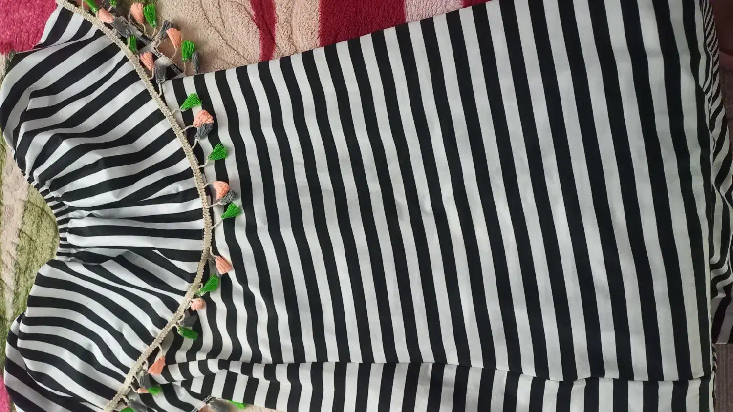 لباس|لباس|سنندج, |دیوار