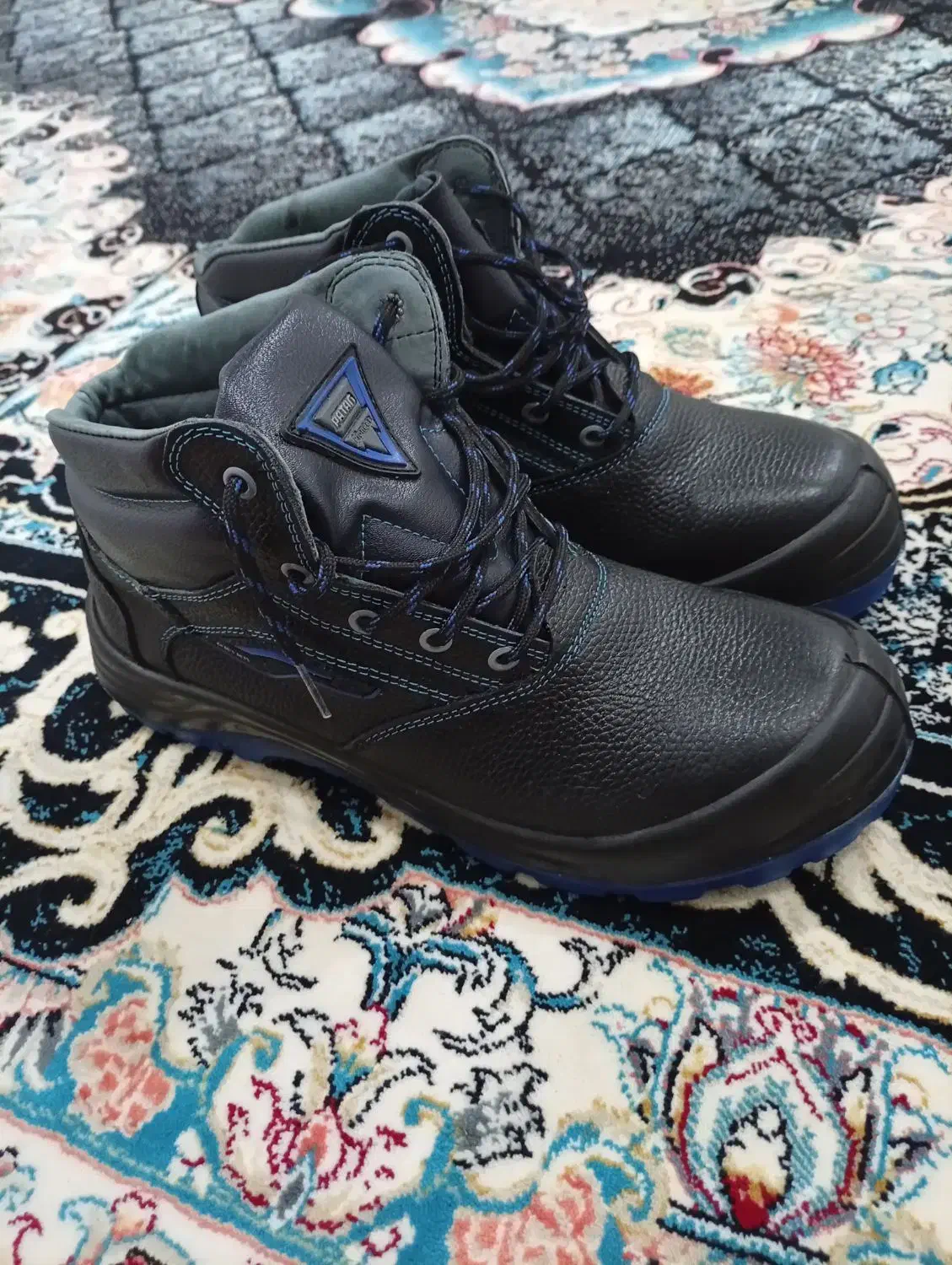 کفش ایمنی نو جنس خوب آک  آک|کیف، کفش، کمربند|دزفول, |دیوار