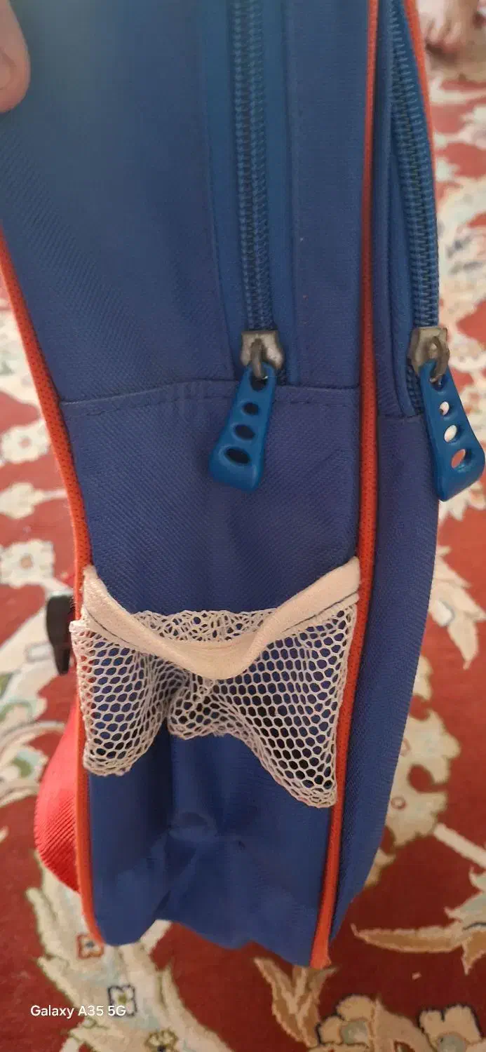 کیف مدرسه|کیف، کفش، کمربند|شیراز, دلجو|دیوار