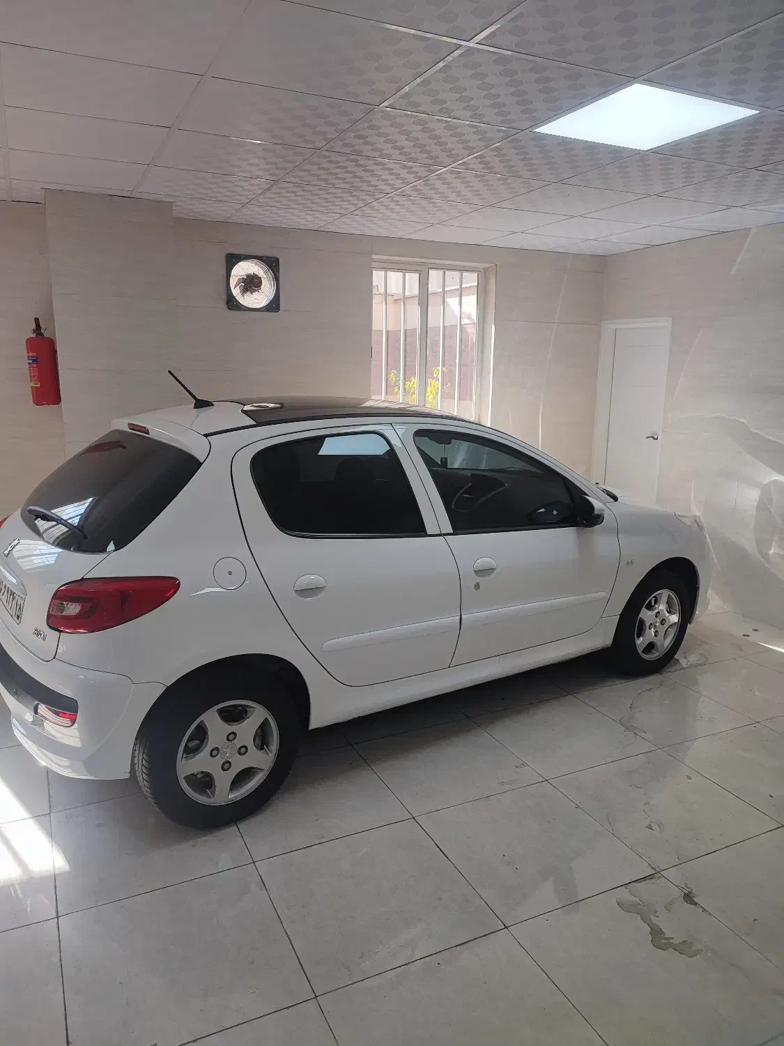 ۲۰۷ پاناروما ۱۴۰۴|خودرو سواری و وانت|تبریز, |دیوار