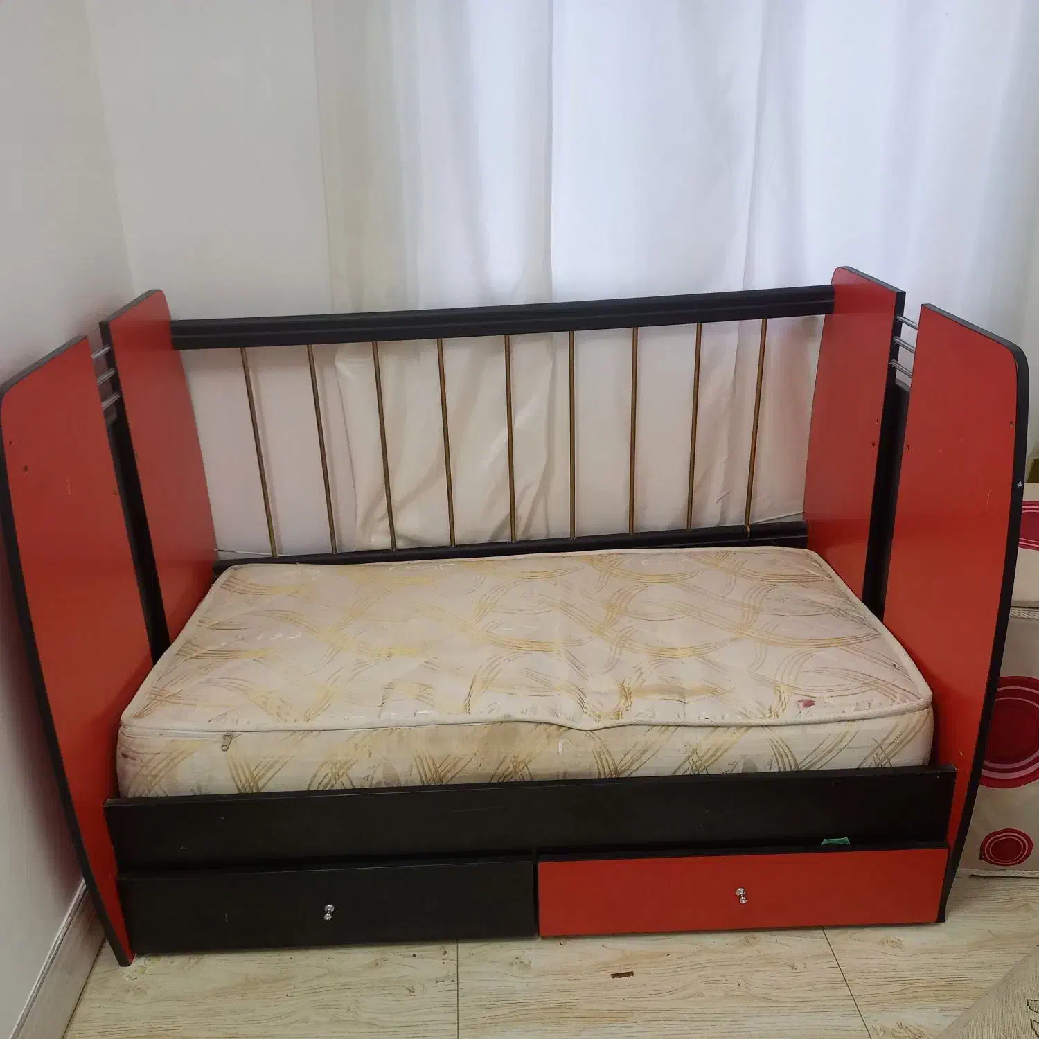 تخت خواب کودک|تشک تختخواب|گنبد کاووس, |دیوار