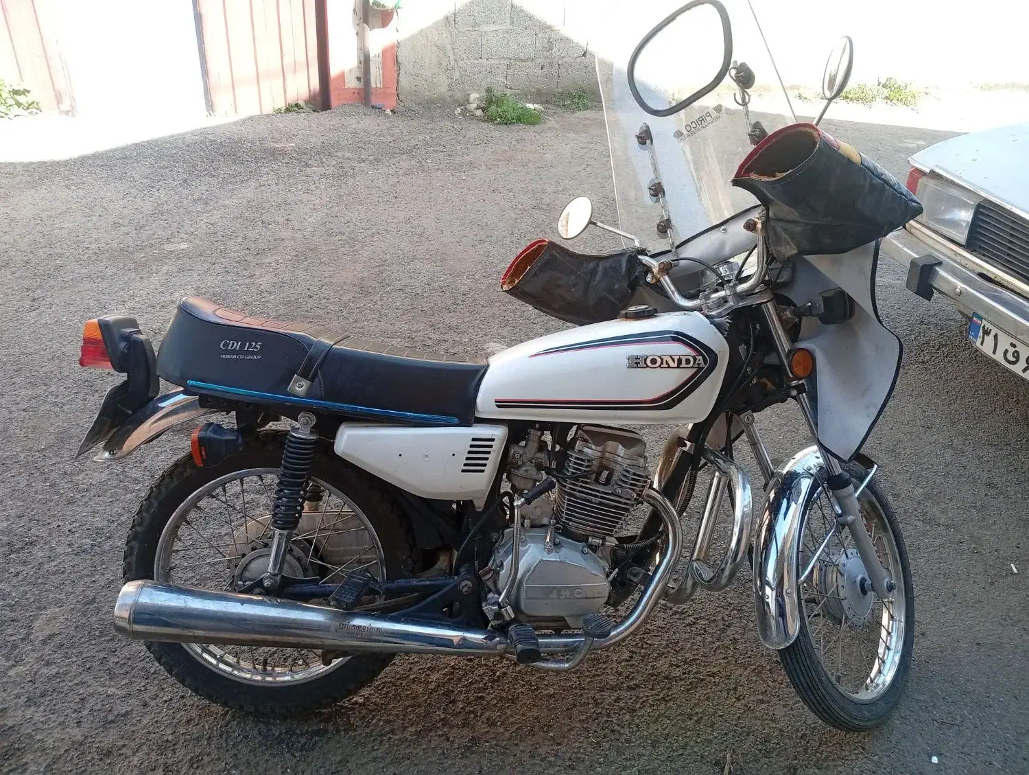 متورهندا 200|موتورسیکلت|رشت, عینک|دیوار