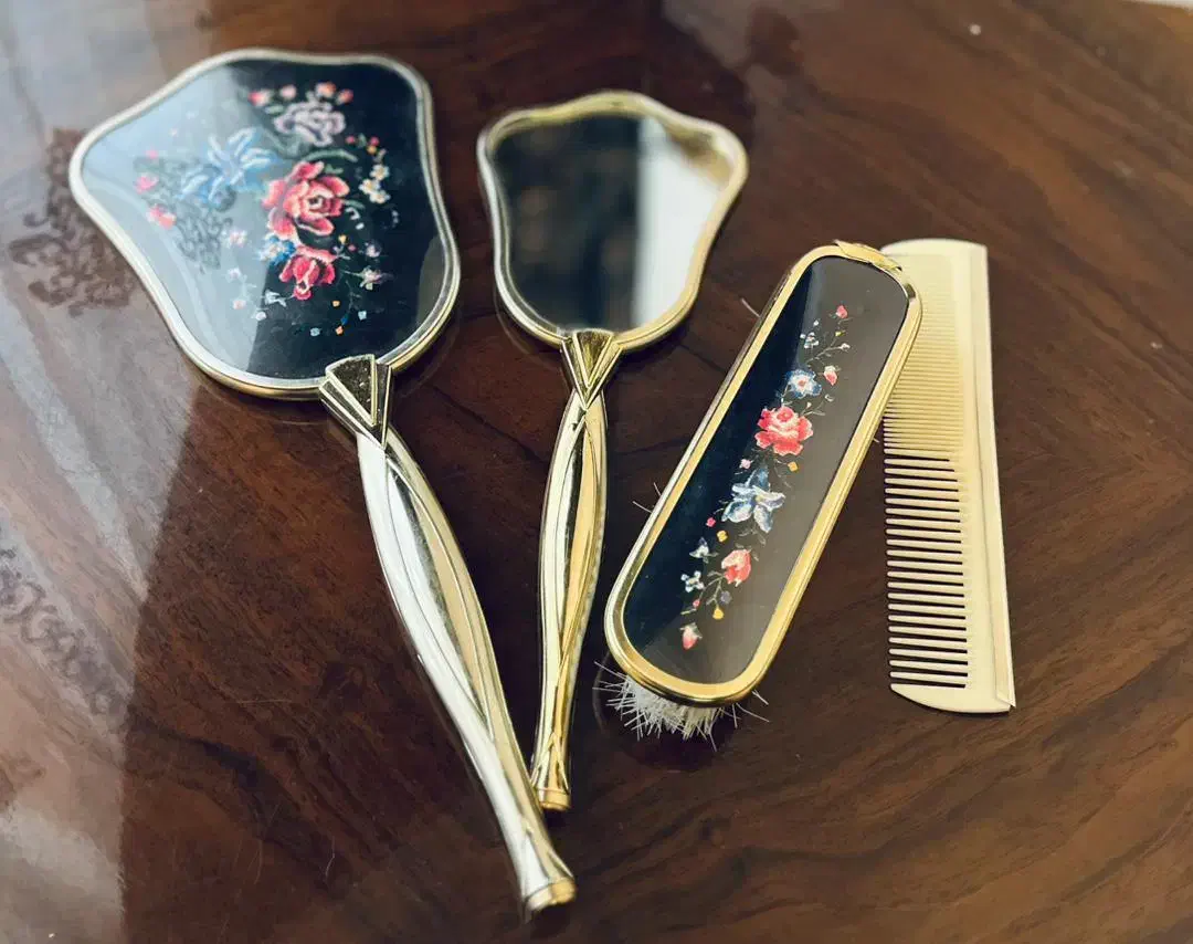 ست آرایشی انگلیسی قدیمی|کلکسیون اشیاء عتیقه|مرند, |دیوار