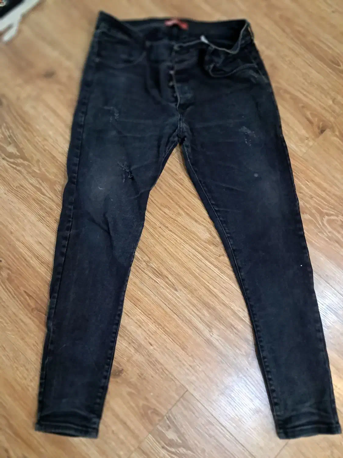 شلوار جین مردانه|لباس|رباطکریم, رباطکریم|دیوار