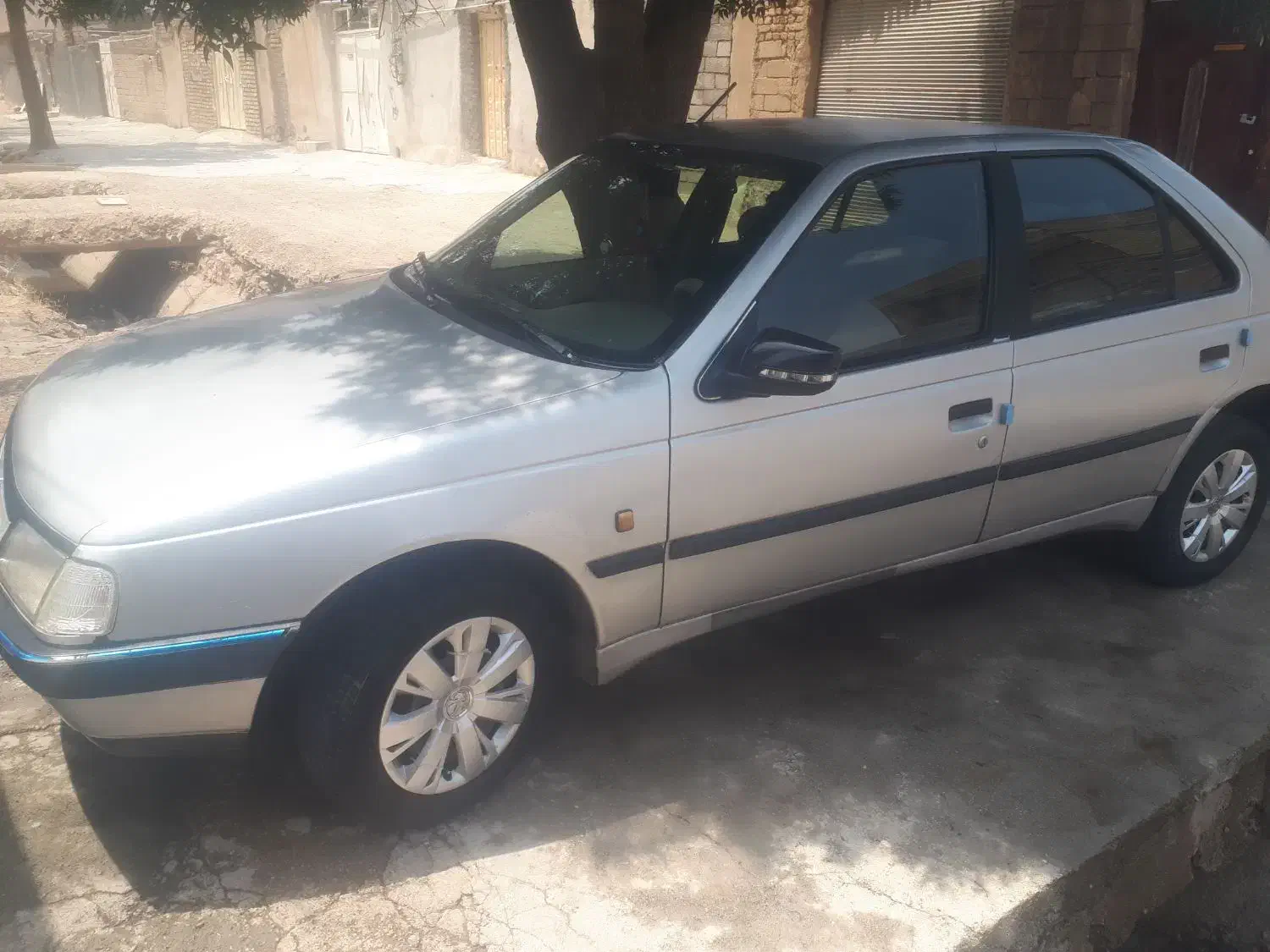 پژو۴۰۵ مدل ۸۷|خودرو سواری و وانت|همدان, |دیوار