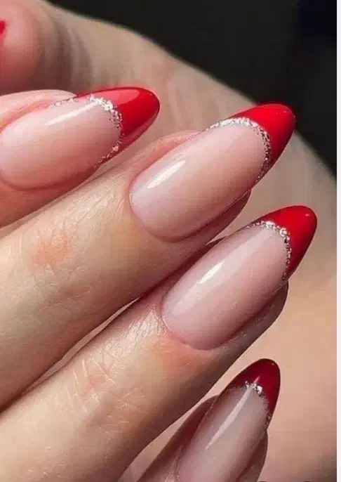 انجام کلیه خدمات ناخن باتخفیف و کیفیت فوق العاده|خدمات آرایشگری و زیبایی|رشت, دیانتی|دیوار