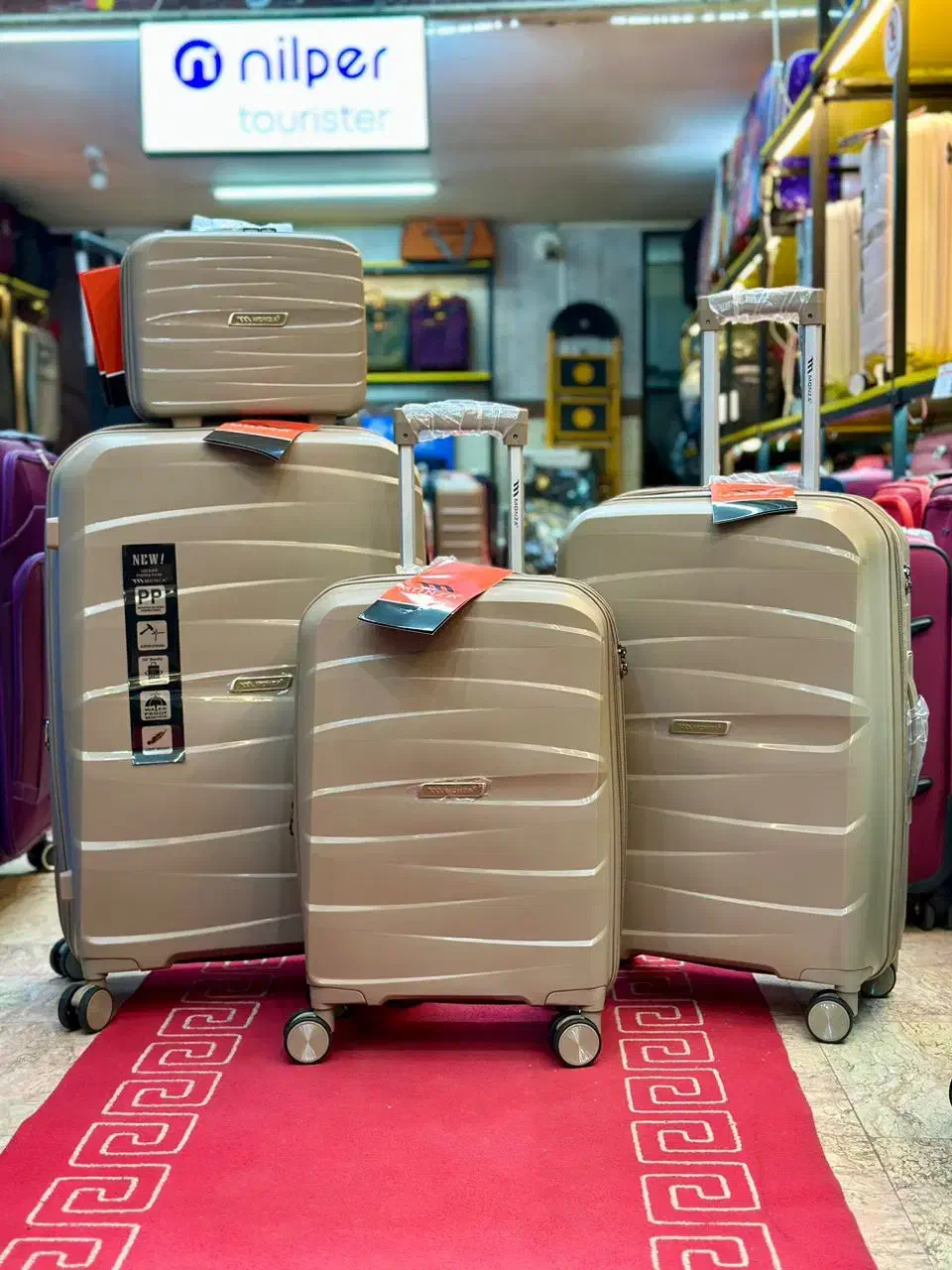 چمدان ۴تکه وارداتی MONZA«|کیف، کفش، کمربند|یزد, |دیوار