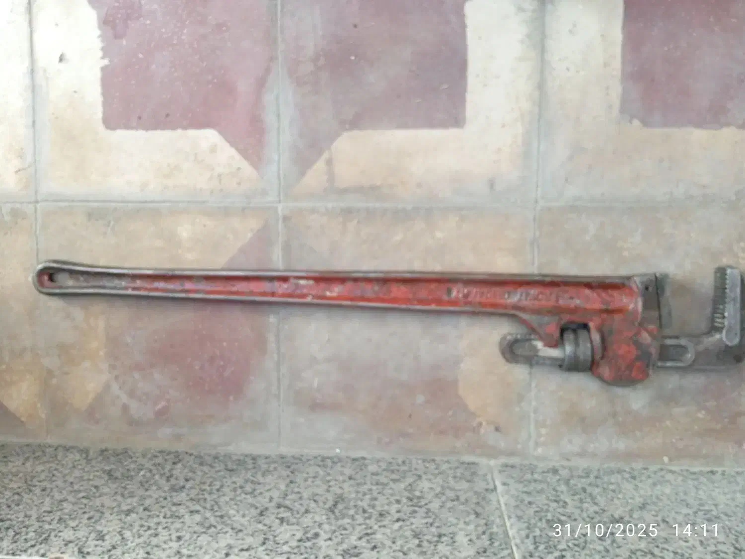 رنده برقی لوله پلی اتیلن ،گیره چهار اینچ ...|ابزارآلات|شیراز, کفترک|دیوار