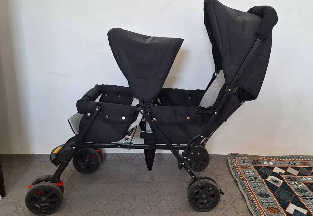 فروش کالسکه دوقلو و دوعدد کریر|کالسکه و لوازم جانبی|شوش, |دیوار