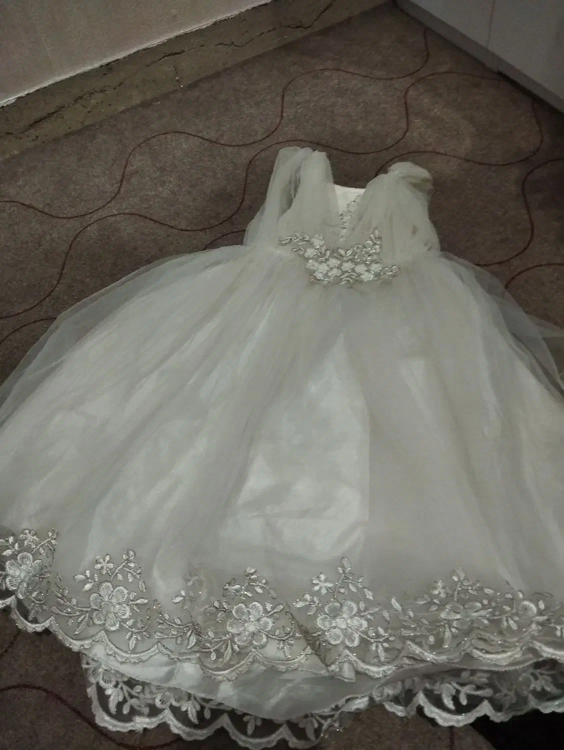 لباس عروس|کفش و لباس بچه|اسلام‌شهر, مطهری|دیوار