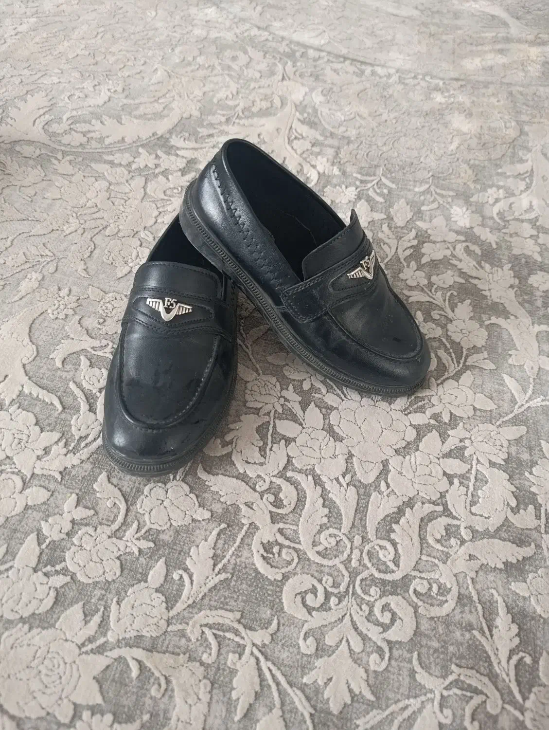 سلام عزیزان یک جفت کفش مجلسی پسرانه|کیف، کفش، کمربند|خرم‌آباد, |دیوار