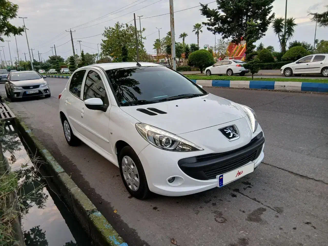 ۲۰۷ دنده‌ سقف فلز فرمان هیدرولیک۱۴۰۲|خودرو سواری و وانت|بندر انزلی, تهران|دیوار