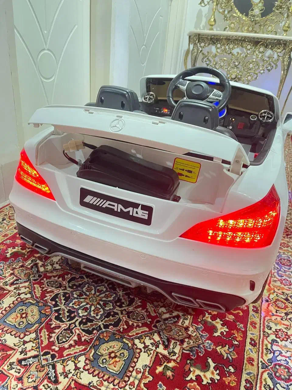 ماشین شارژی بنز|اسباب‌بازی بچه|مراغه, |دیوار