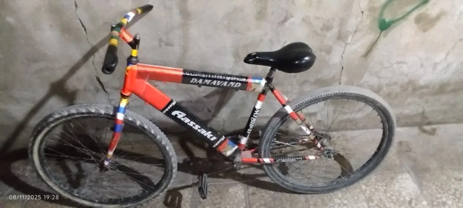 دوچرخه 26|دوچرخه، اسکیت، اسکوتر|خاش, |دیوار