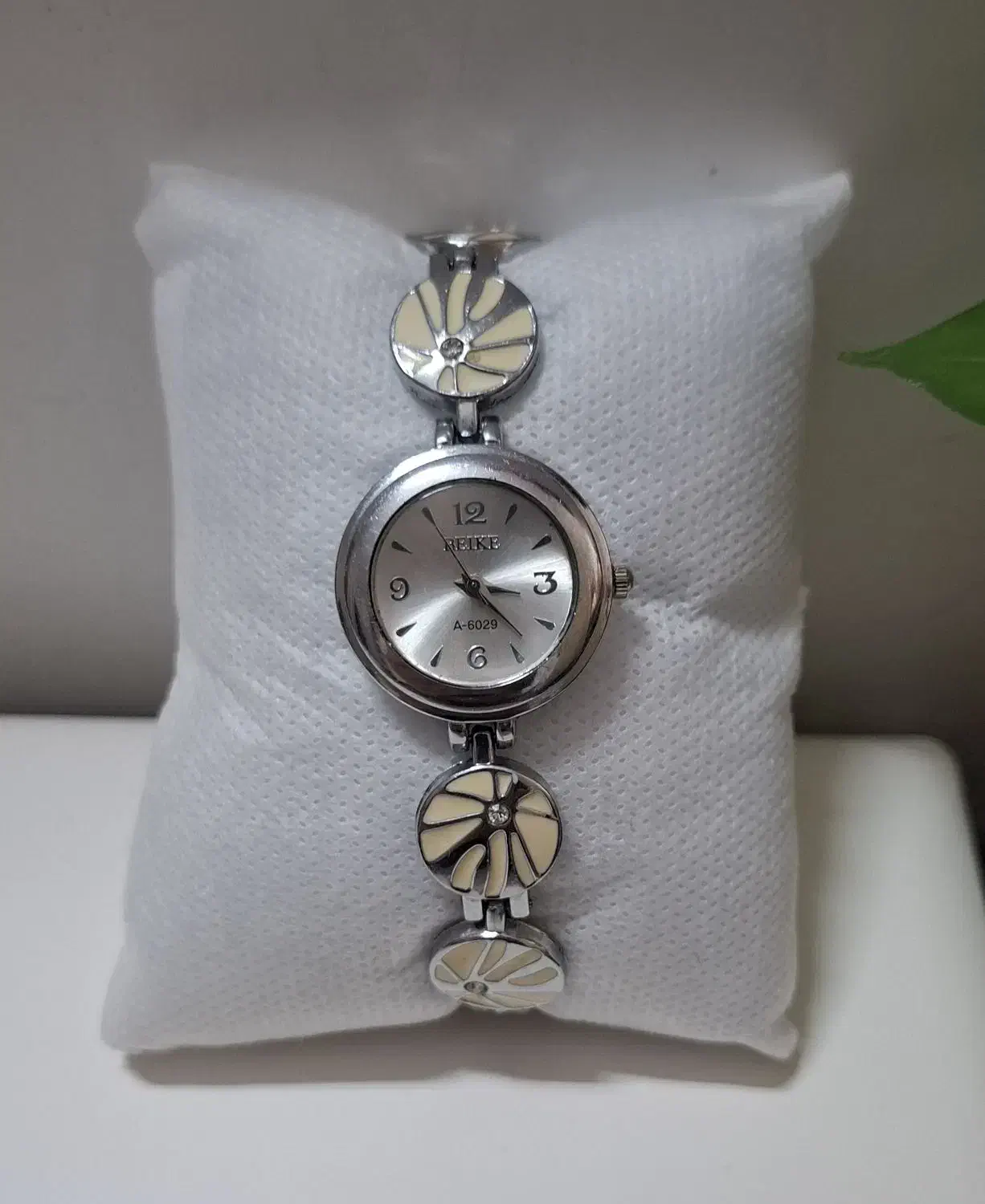 ساعت های شیک دخترانه|ساعت|خرم‌آباد, |دیوار