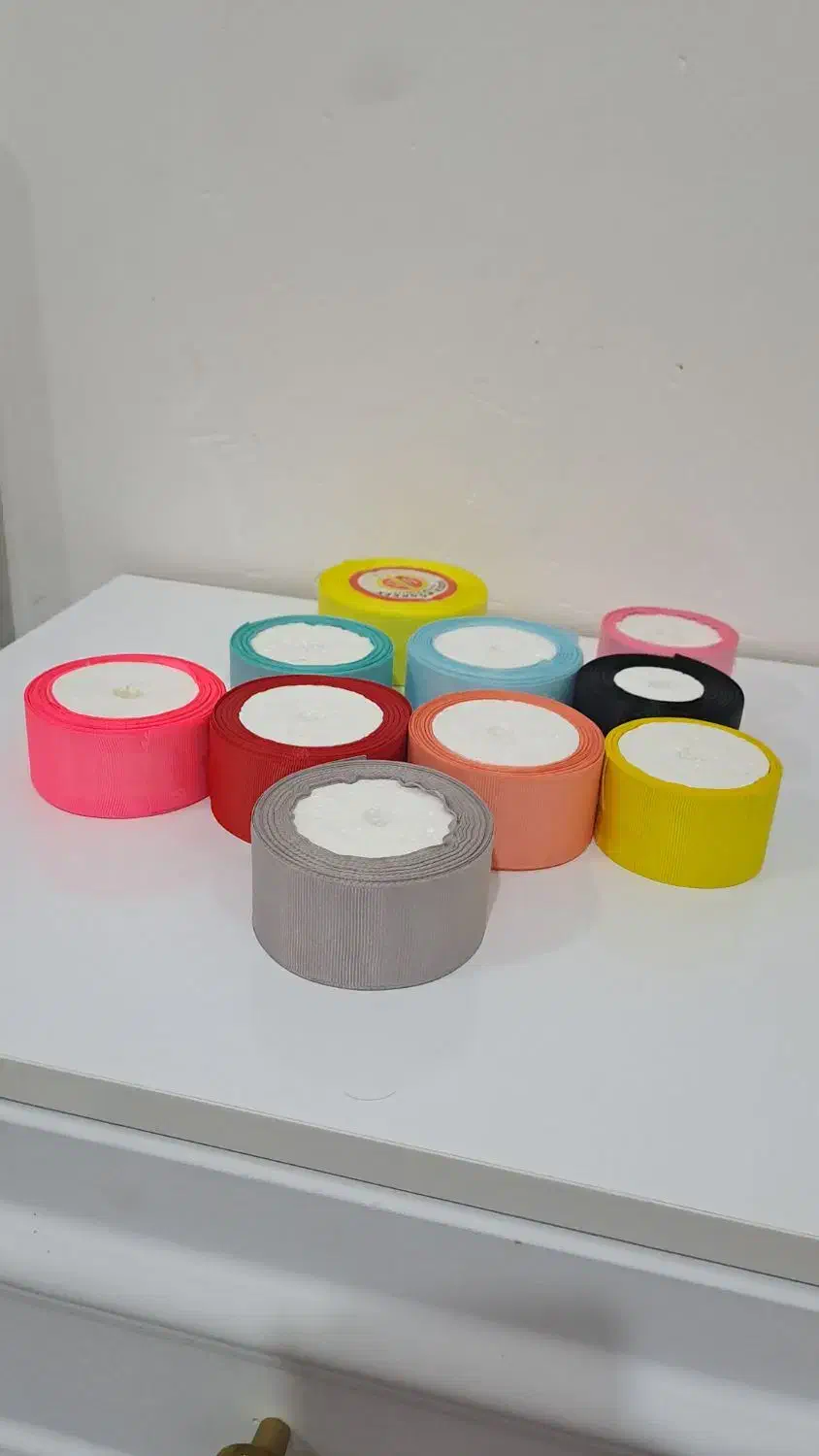 روبان گروگرن|زیورآلات و اکسسوری|میلاجرد, |دیوار