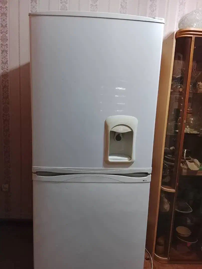 یخچال فریزر|یخچال و فریزر|شاهین‌شهر, فردوسی|دیوار