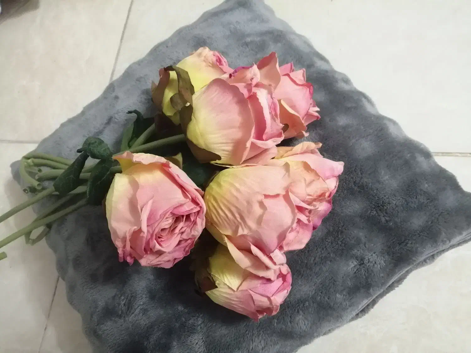 گل خارجی|گل مصنوعی|قم, انسجام|دیوار