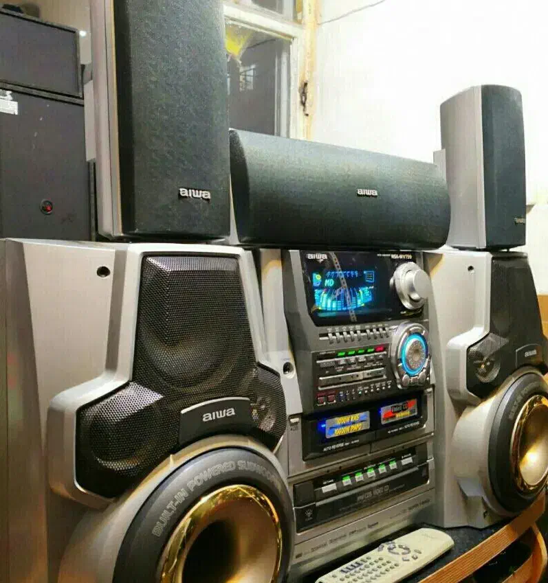 آیوا اصل ژاپن ۳۲۰۰ وات اصلی و ۱۰۰۰۰ وات اصلی|سیستم صوتی خانگی|اراک, |دیوار