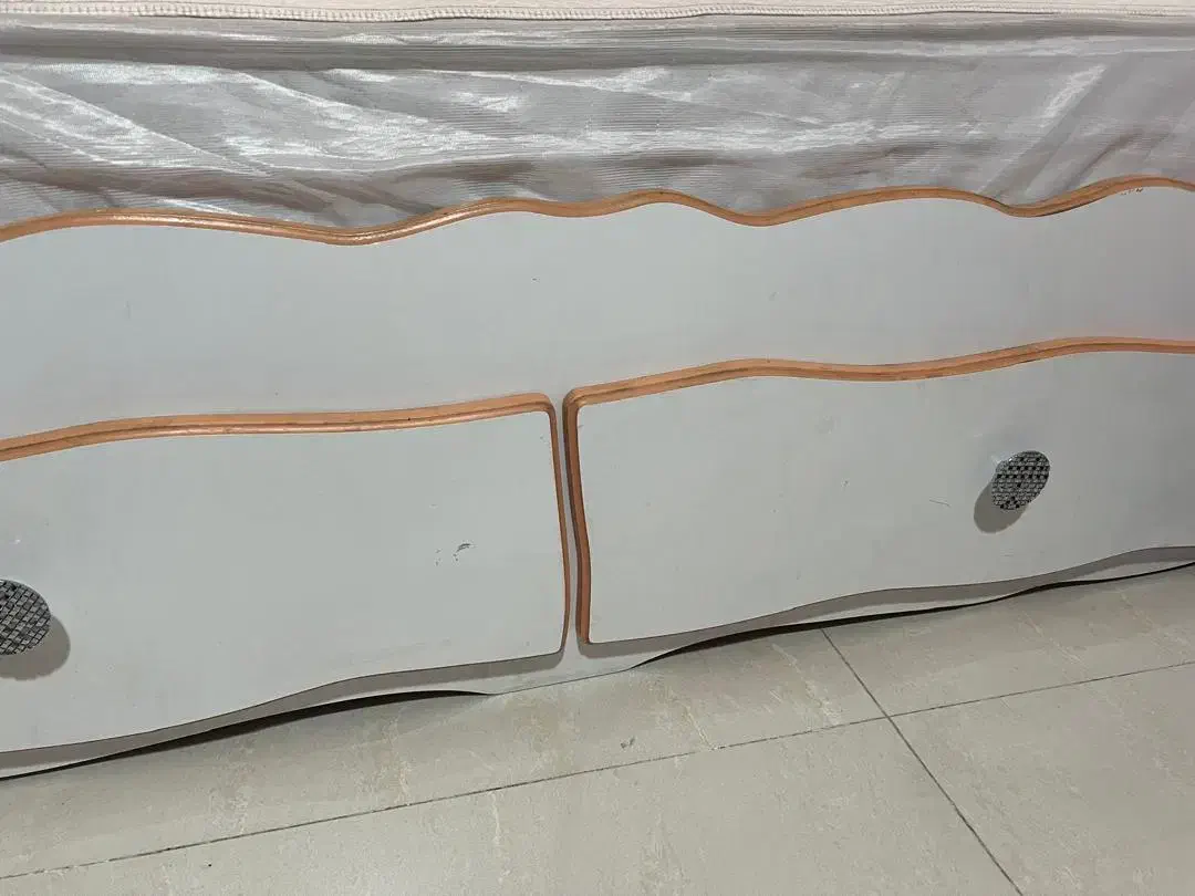 تخت و کمد|تخت و صندلی بچه|ساری, |دیوار