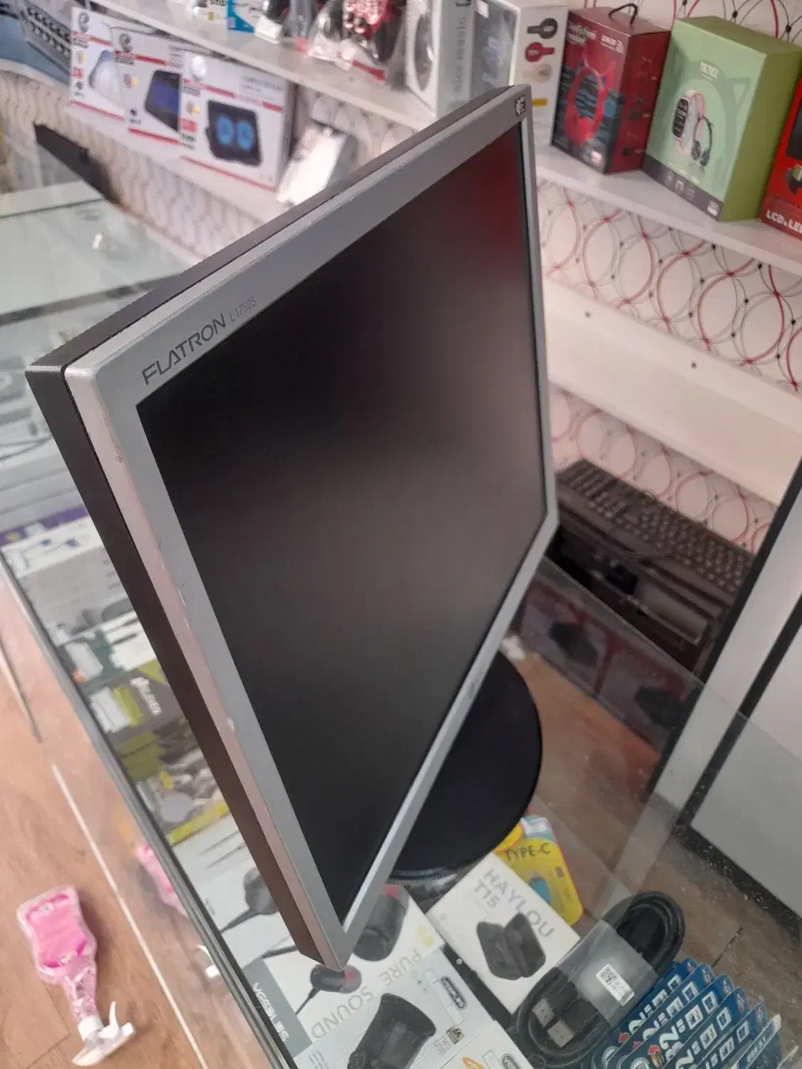 مانیتور ۱۴ اینچ ال سی دی lcd|قطعات و لوازم جانبی رایانه|ملارد, |دیوار