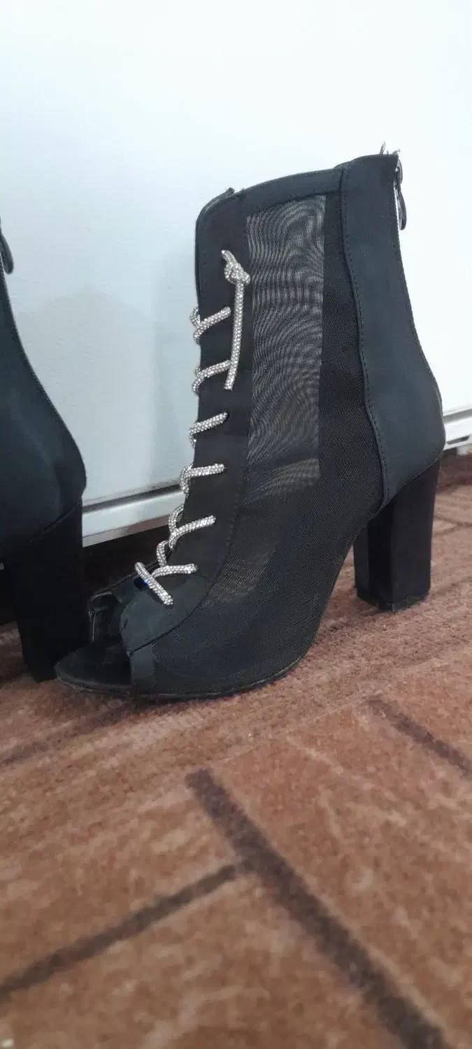 کفش مجلسی|کیف، کفش، کمربند|میاندوآب, |دیوار