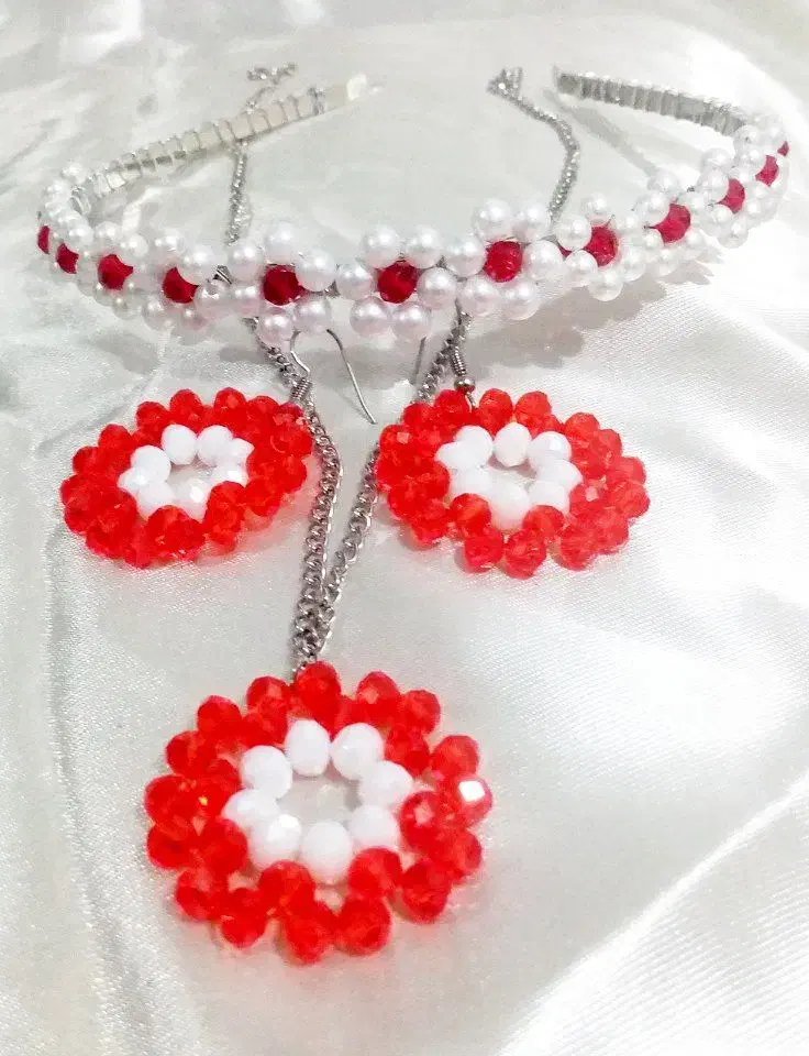 ست گوشواره، گرنبند و تل|بدلیجات|یاسوج, |دیوار