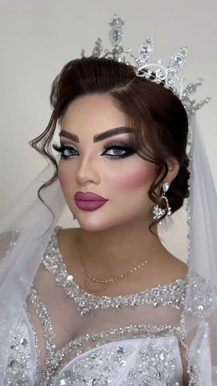 میکاپ،شنیون،عروس،همراهی|خدمات آرایشگری و زیبایی|آبادان, |دیوار