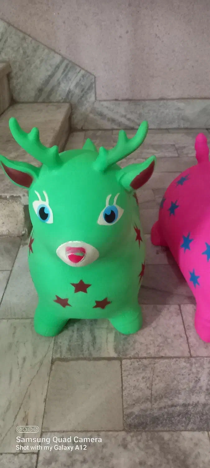 گاو و گوزن اسباب بازی نو خیلی کم استفاده شدن|اسباببازی بچه|همدان, |دیوار