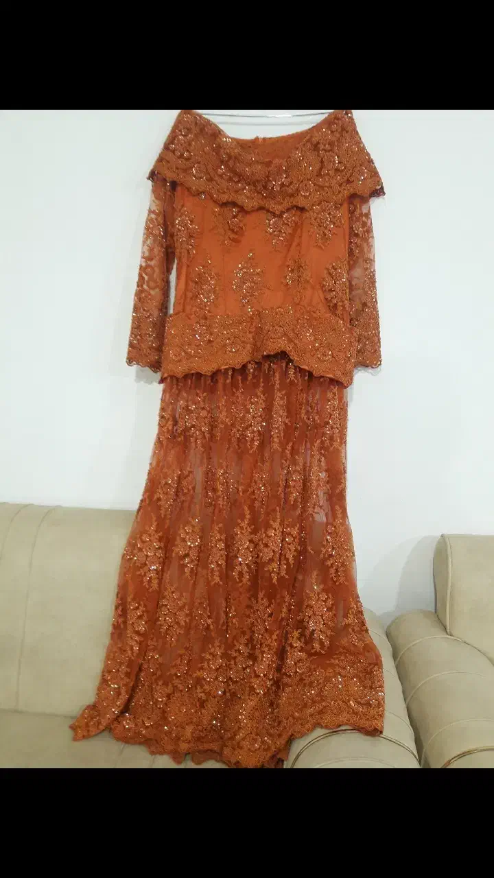 لباس کوردی نارنجی|لباس|بانه, |دیوار