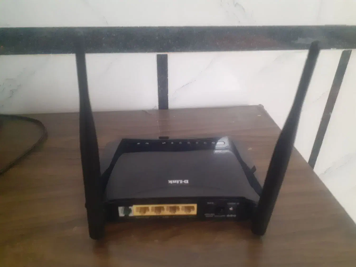 مودم دی لینک دو انتن در حد نو|مودم و تجهیزات شبکه|نی‌ریز, |دیوار