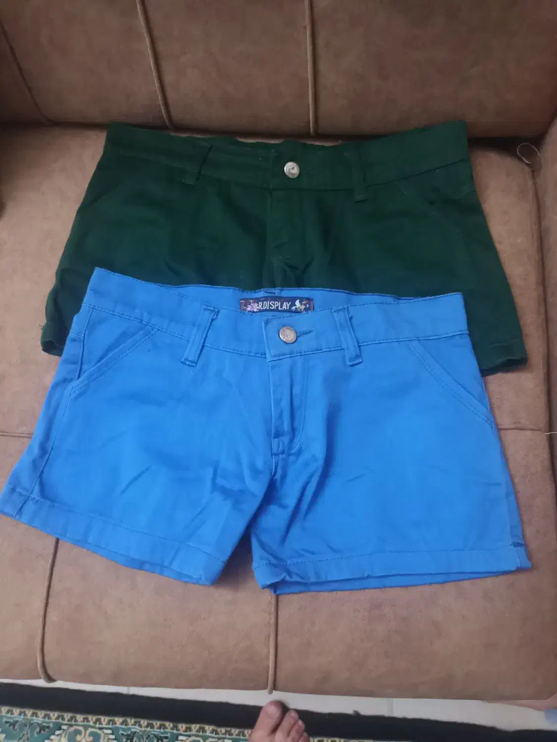 لباس|لباس|اسلام‌شهر, شهرک واوان|دیوار