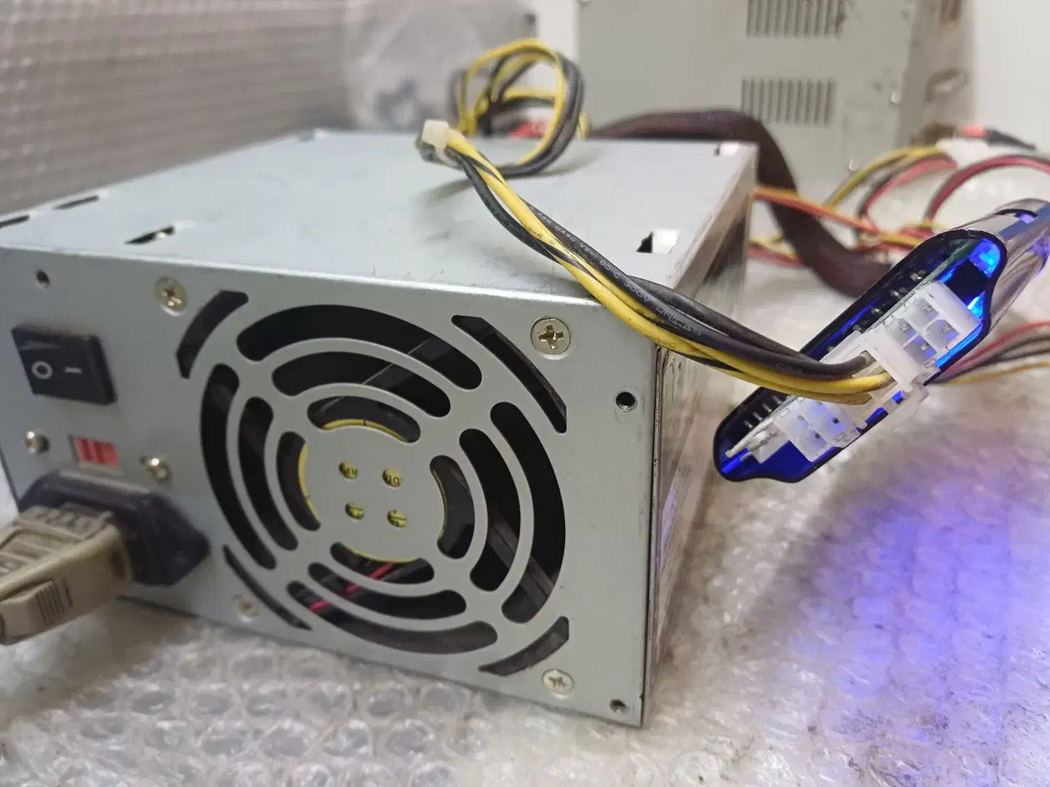 ۳ عدد پاور گرین ۳۳۰w|قطعات و لوازم جانبی رایانه|مشهد, کوه سنگی|دیوار