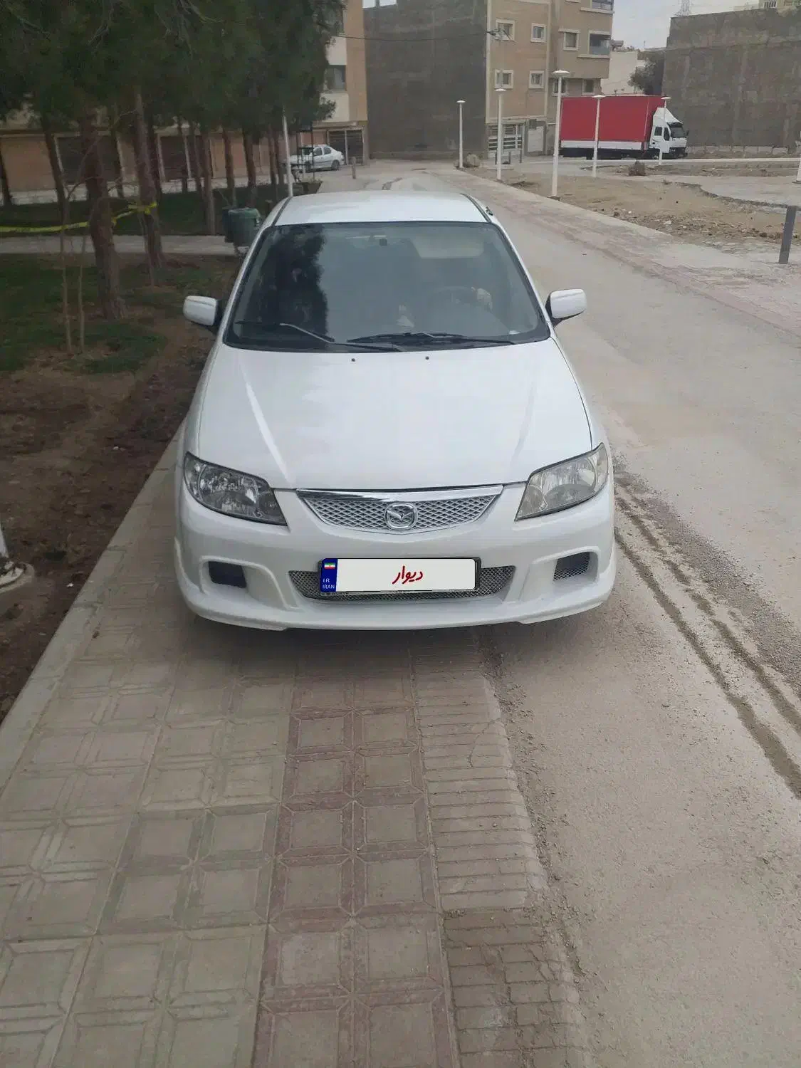 مزدا۳۲۳اتومات|خودرو سواری و وانت|اصفهان, شهرک زاینده رود|دیوار